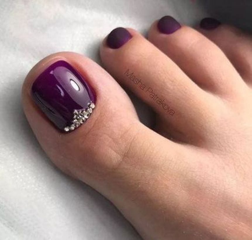 Fall pedicure